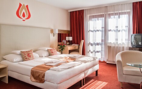 Bük ve 4* Hotelu Piroska s polopenzí, wellness, masáží a vstupem do termálních lázní Bükfürdo + 2 děti zdarma - Obrázek 3