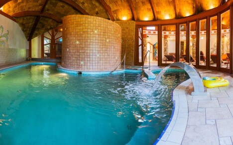 Bük ve 4* Hotelu Piroska s polopenzí, wellness, masáží a vstupem do termálních lázní Bükfürdo + 2 děti zdarma - Obrázek 5