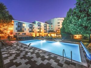 Morava: Přerov v Hotelu Jana **** se snídaní nebo polopenzí a wellness (vířivka, 3 sauny, 2 páry)