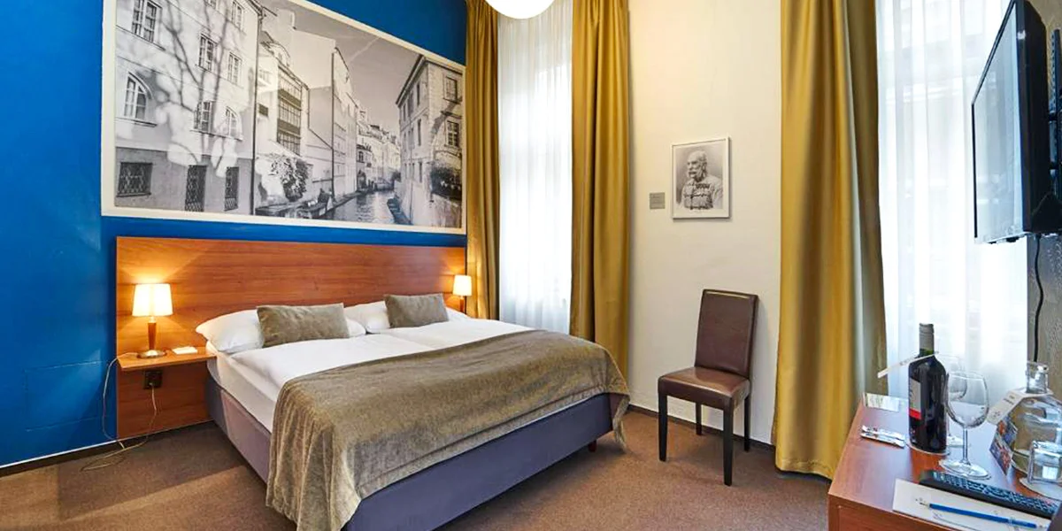 Pobyt v Praze u Staroměstského nám. se snídaní - Obrázek 9