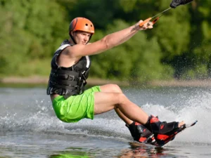 Vodní radovánky: jízdné na wakeboarding pro 1–3 os.