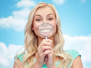 Zářivý úsměv: ordinační bělení zubů