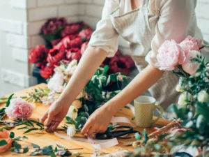 Floristické kurzy: úvod, vázání kytic i tvorba věnců