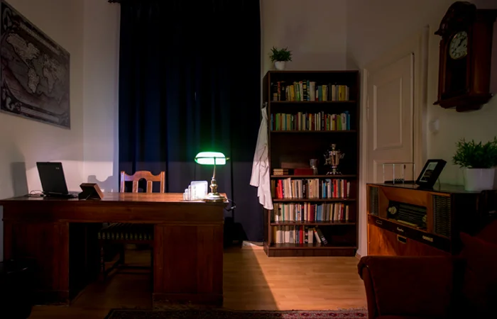 Profesorova pracovna: úniková hra až pro 5 hráčů - Obrázek 4