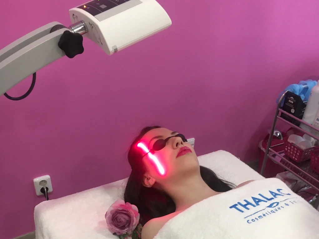 Kosmetika pro unavenou, zralou, aknózní pleť i laser - Obrázek 8