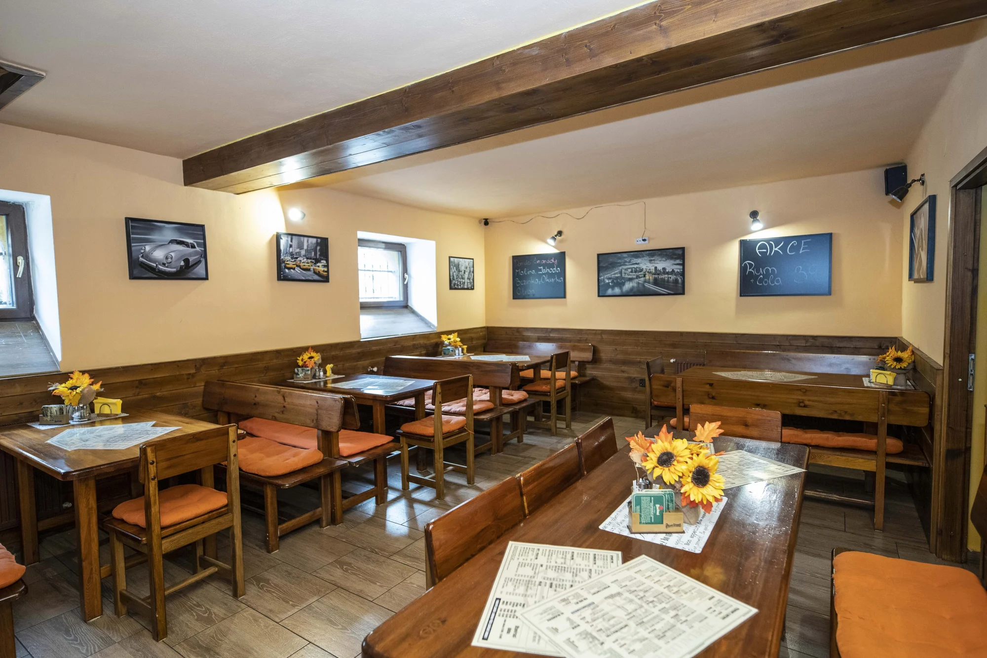 Double Cheese and Bacon Burger, dip i hranolky - Obrázek 11