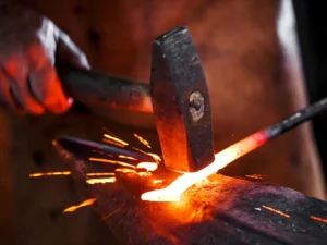 Kovářský kurz s vykováním vlastního výrobku
