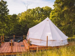 Glamping u Orlických hor a Králického Sněžníku se snídaní