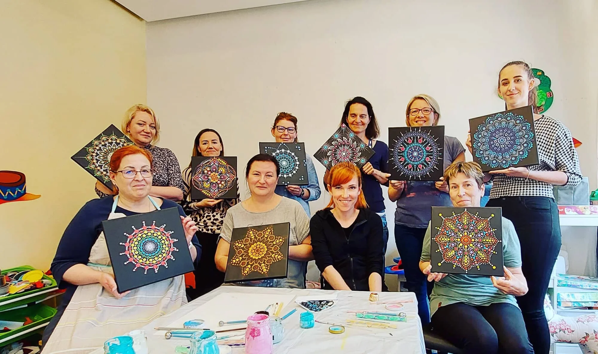 Kurz malování tečkované mandaly pro 1 osobu - Obrázek 10