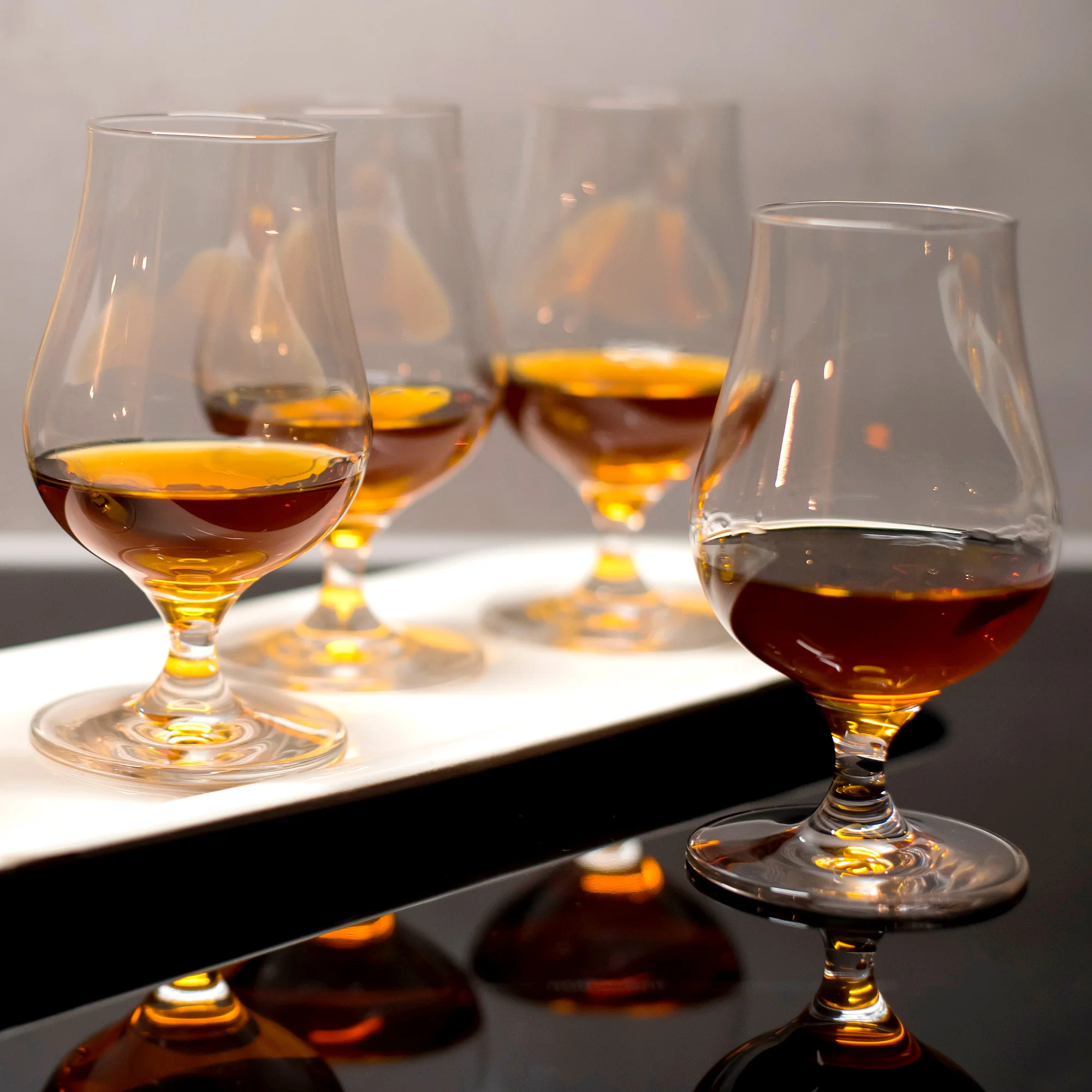 Namíchejte si vlastní rum: 2hodinový kurz s degustací - Obrázek 2