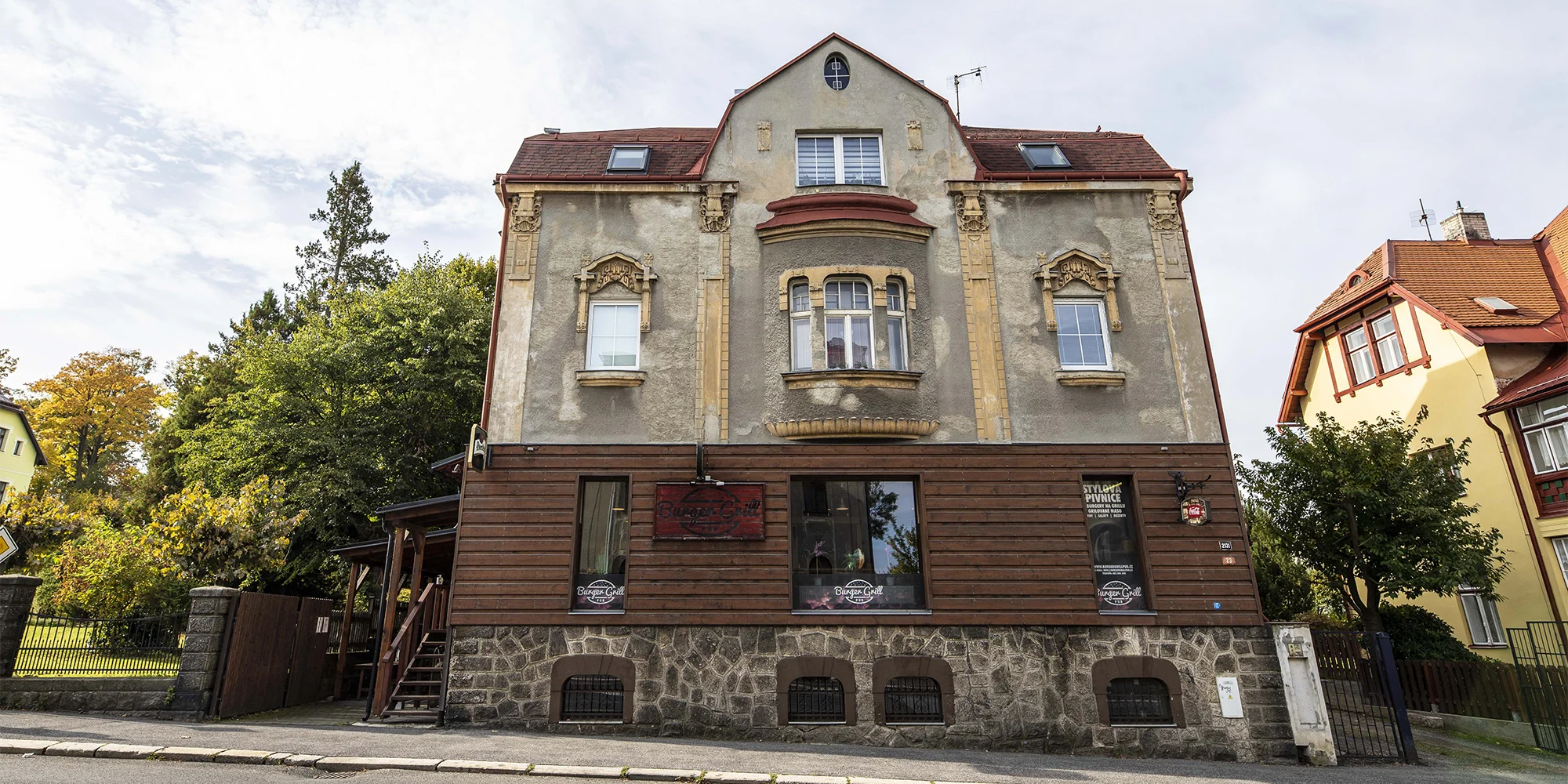Double Cheese and Bacon Burger, dip i hranolky - Obrázek 6