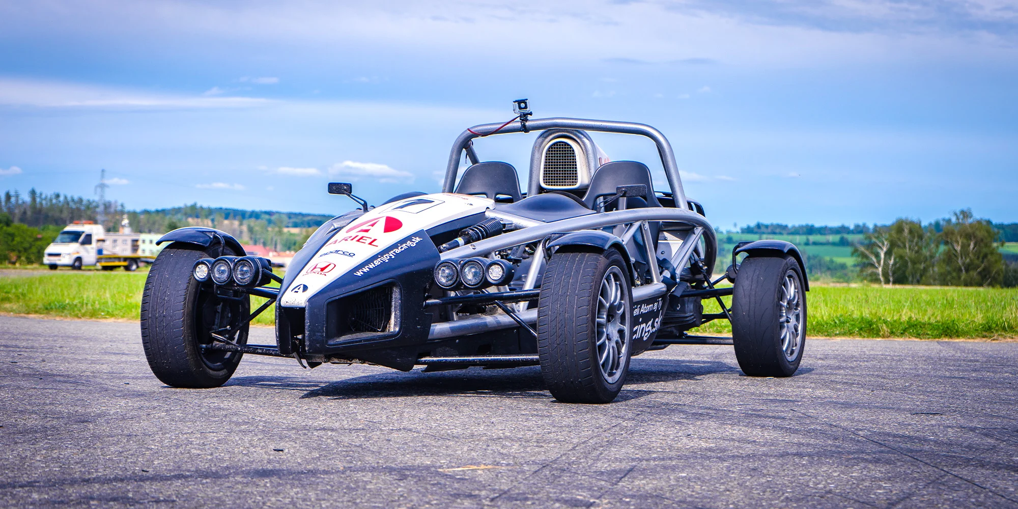 Bláznivá jízda v Ariel atom nebo Formuli F4 - Obrázek 4