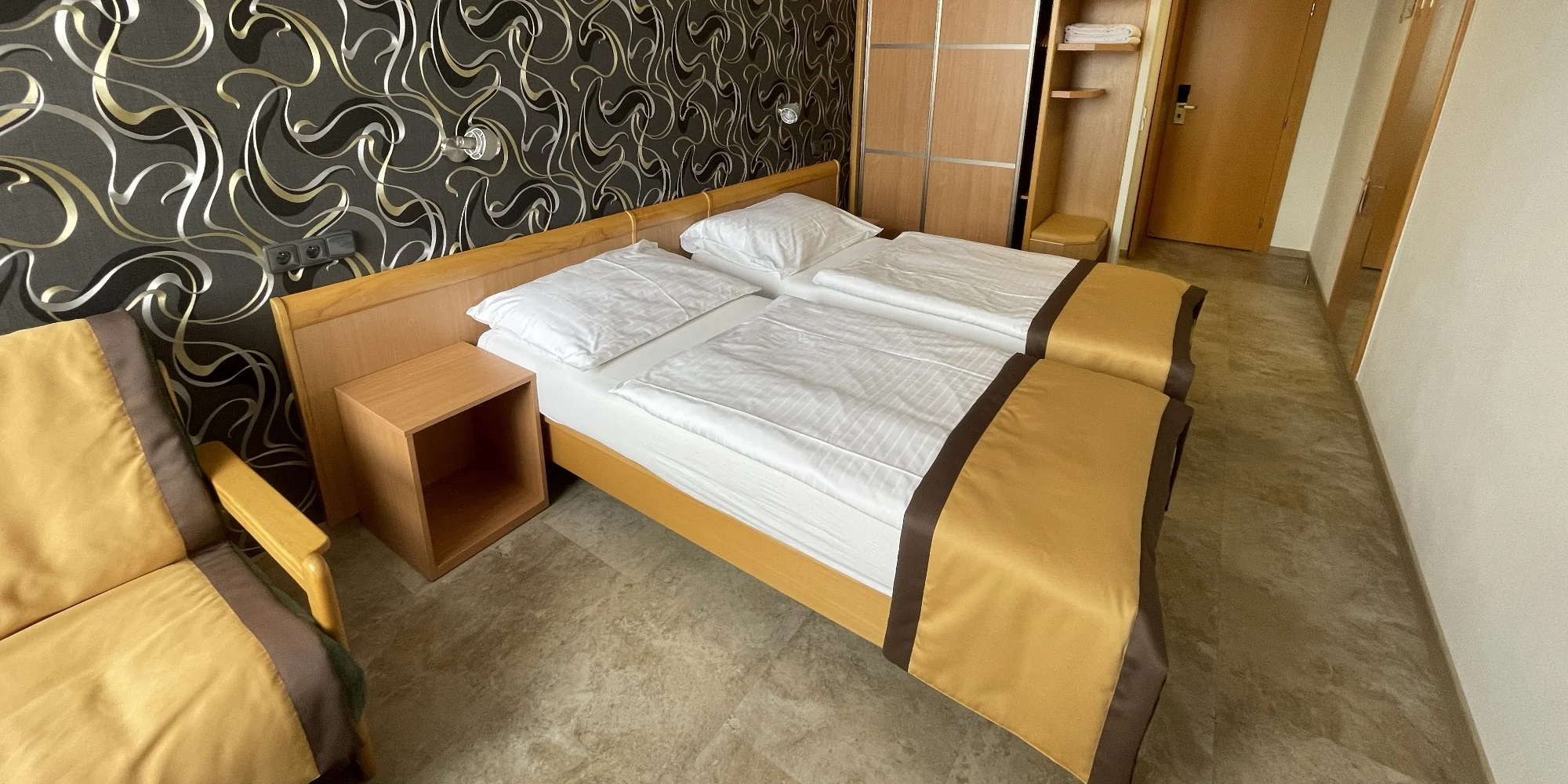 Pobyt na jižní Moravě se stravou, v létě bazén - Obrázek 6