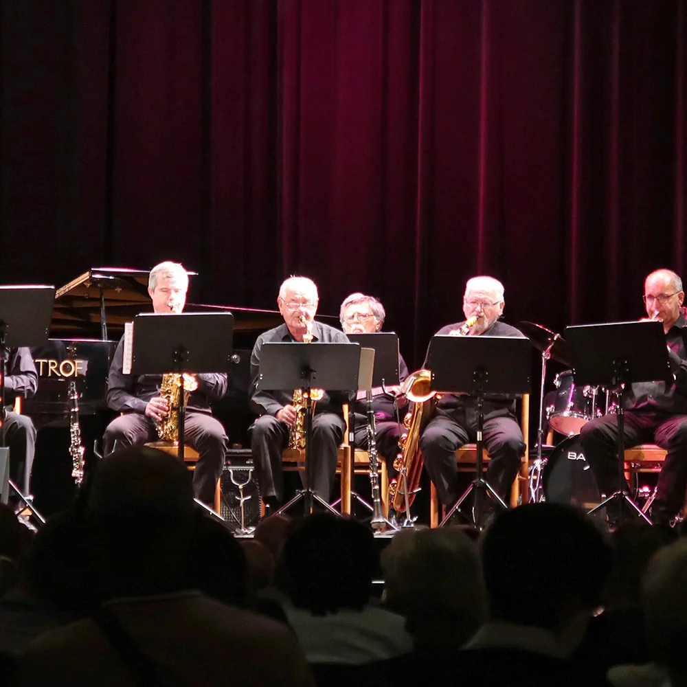 Hvězdy swingu. Vivat Glenn Miller! na balkon - Obrázek 2