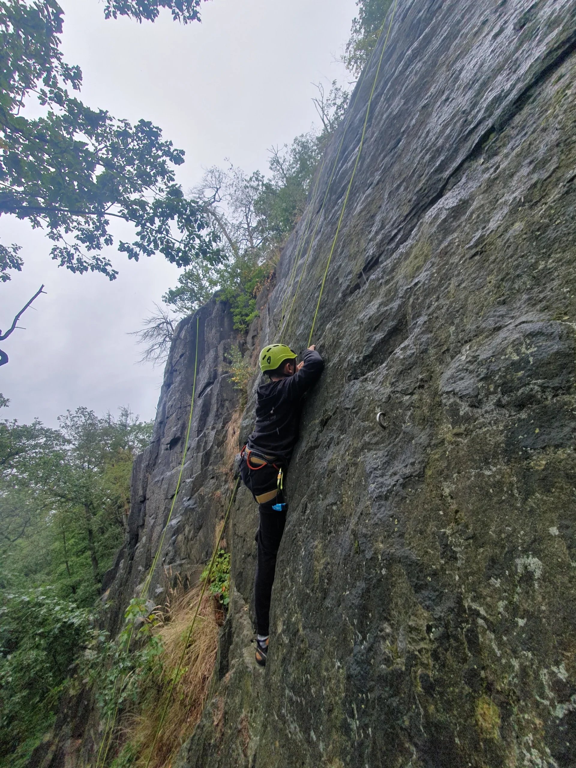 Celodenní lezecký kurz ve skalách až pro 3 osoby - Obrázek 6
