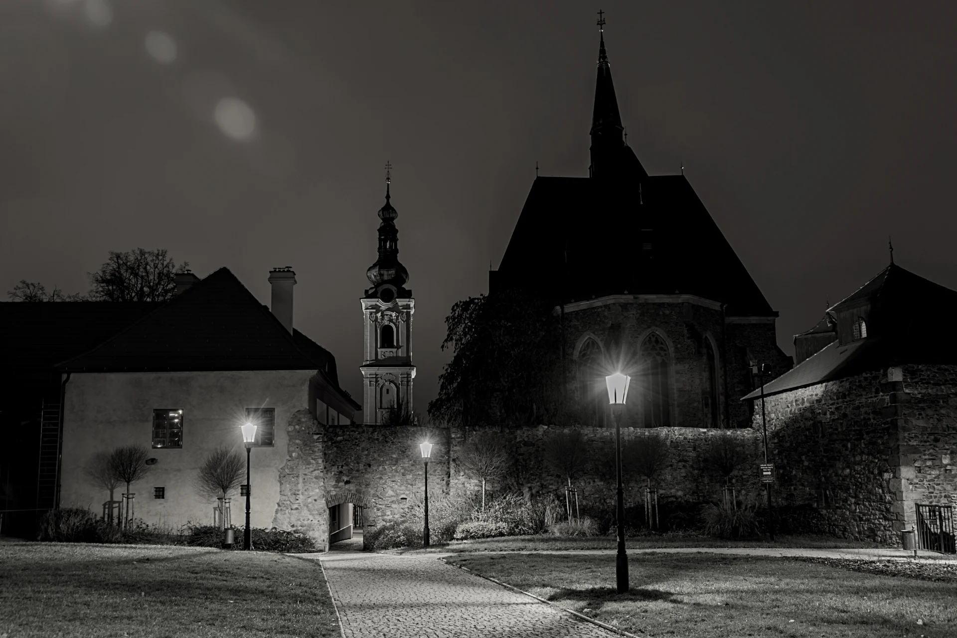 Venkovní i vnitřní únikovka: ztracený obraz Madony - Obrázek 9