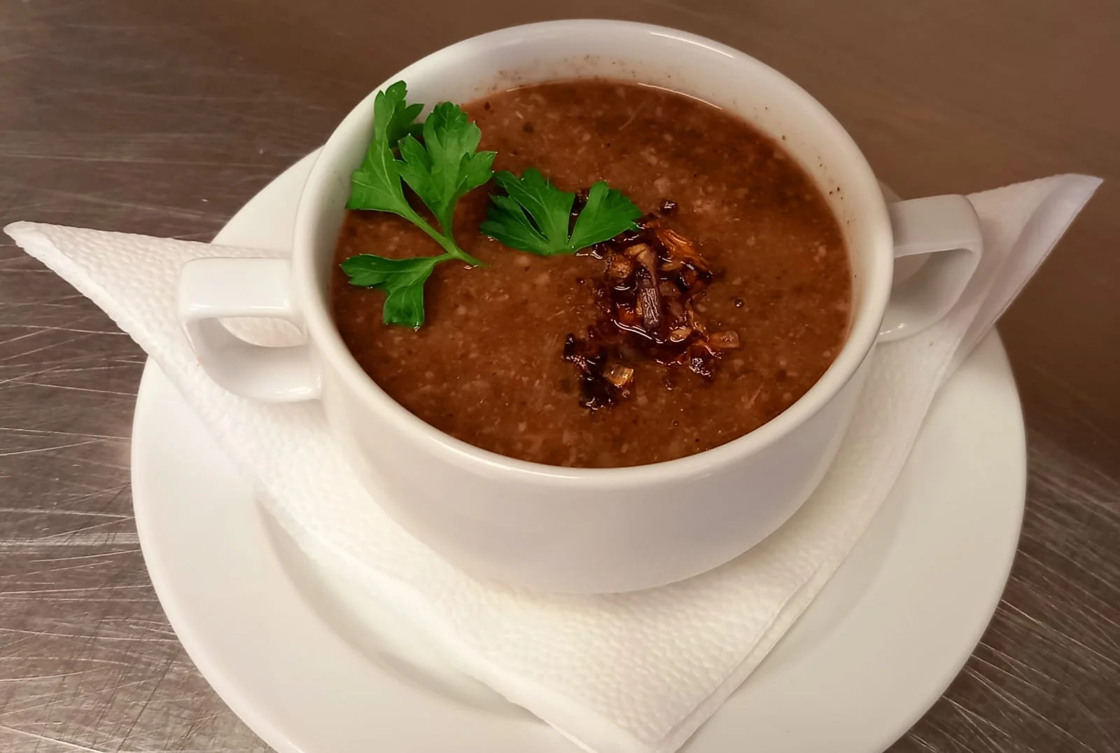 České menu pro dva: polévka, koleno a domácí koláč - Obrázek 5