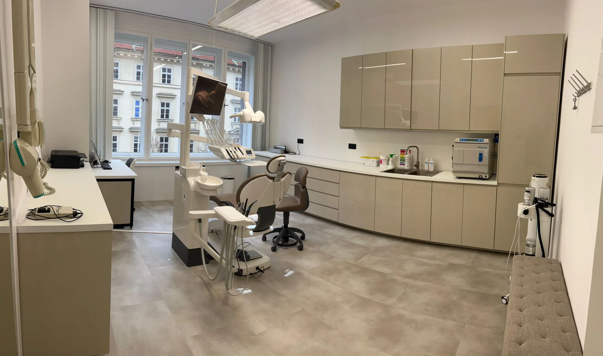 Dentální hygiena s airflow pro pacienty od 15 let a dospělé - Obrázek 3