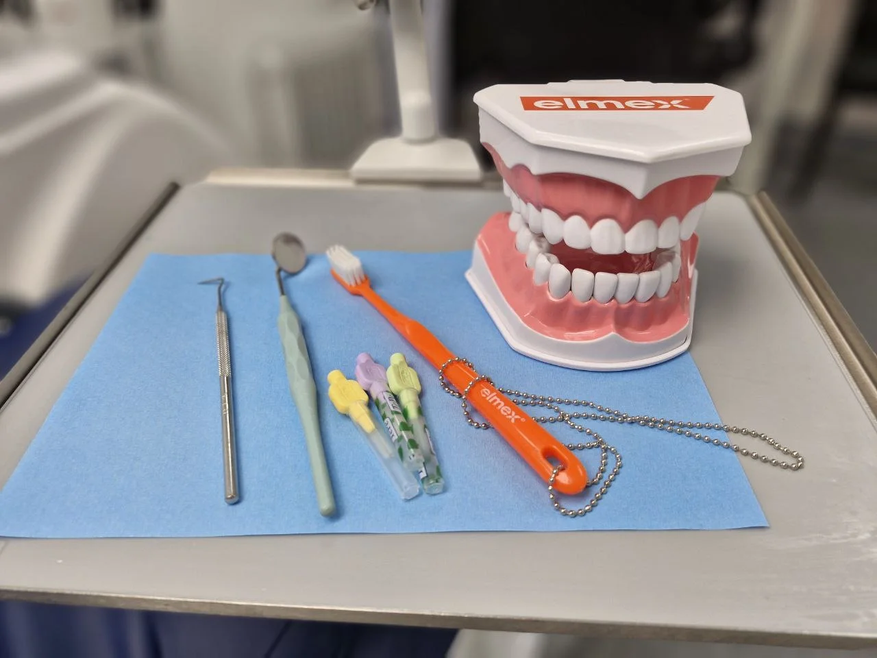 Kompletní dentální hygiena pro dospělé vč. pískování - Obrázek 4