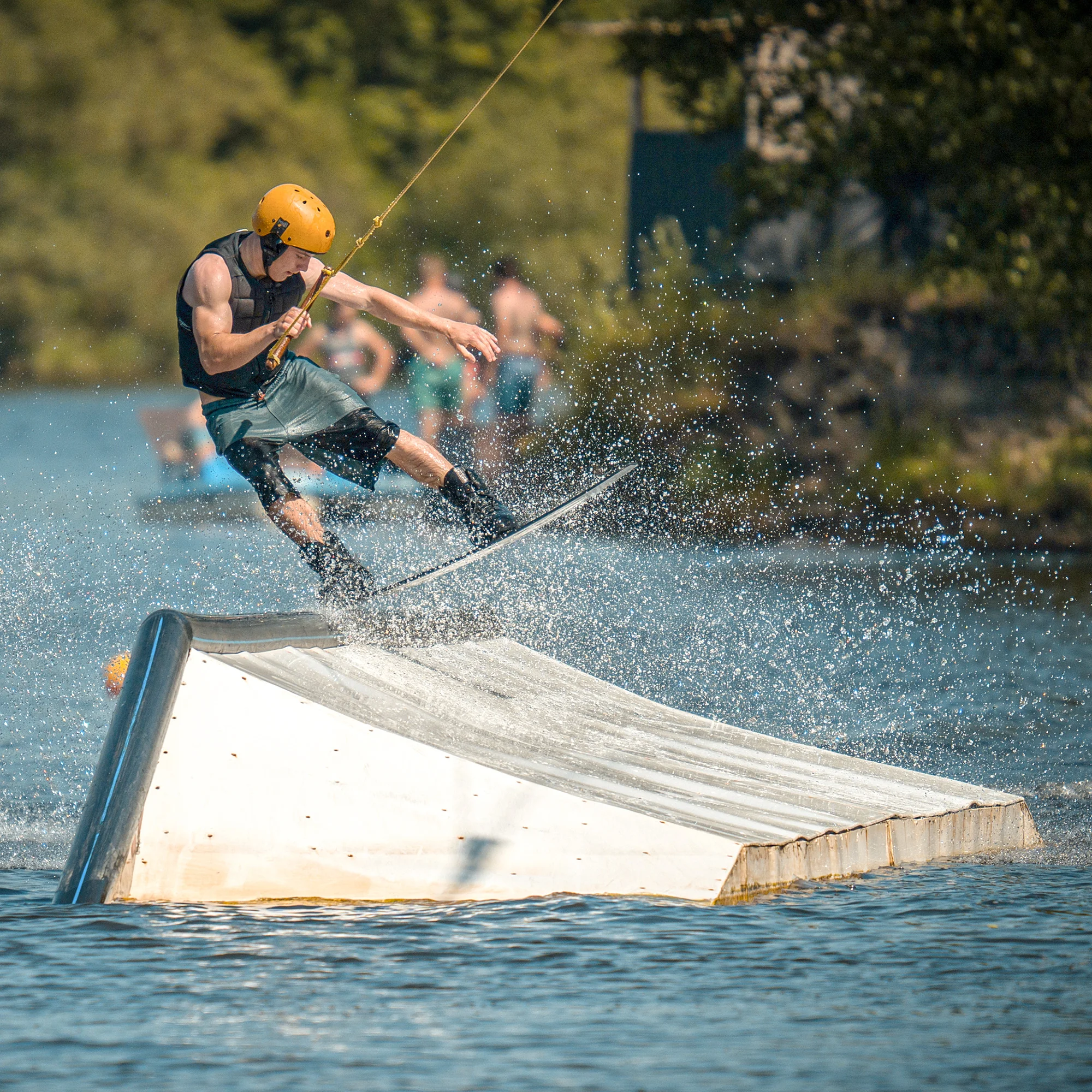 Wakeboarding na 1 hod. vč. vybavení a trenéra: 2-4 os. - Obrázek 2