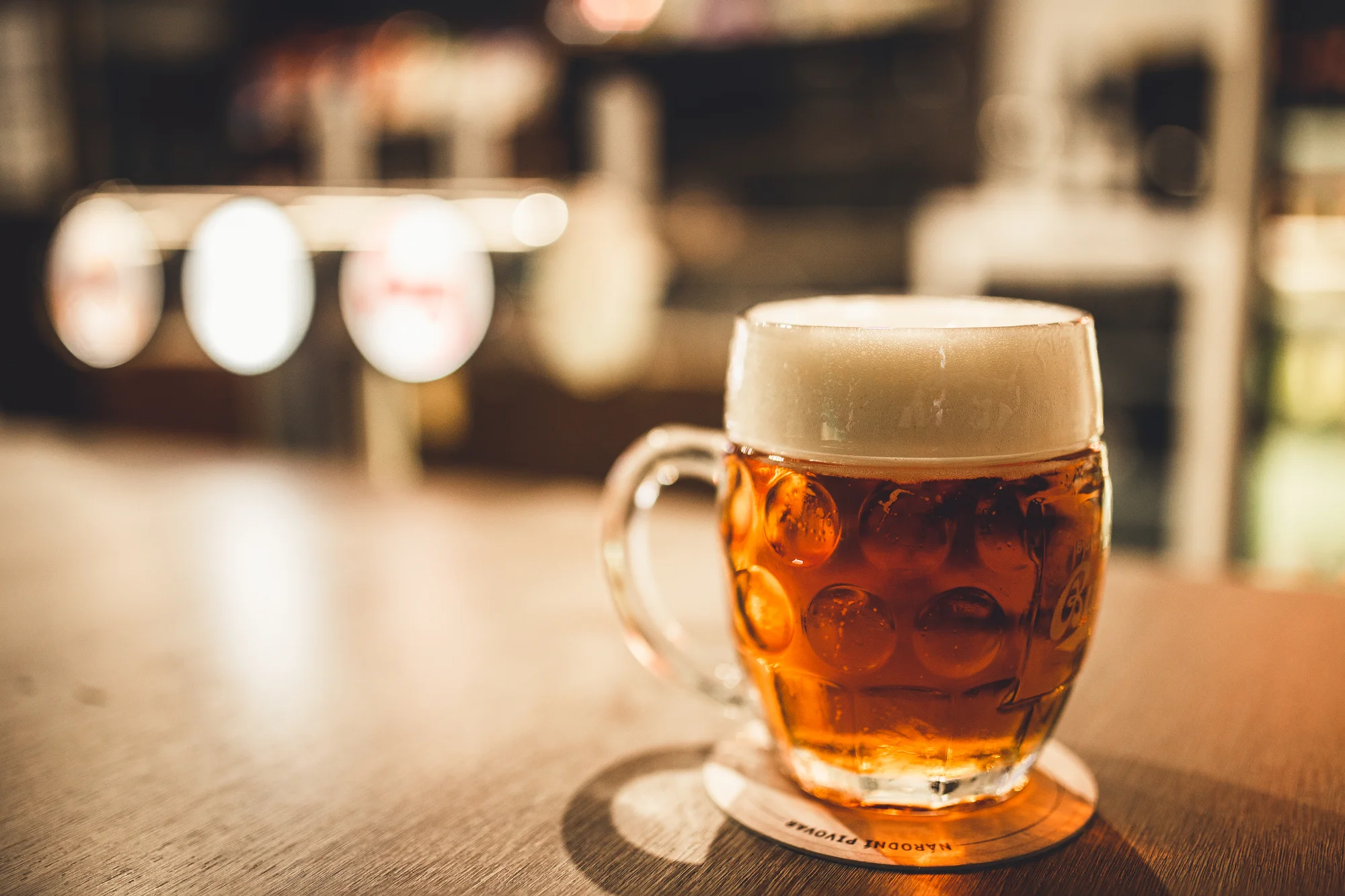 Pivo, kulečník a šipky na hodinu nebo celý večer i lekce s trenérem - Obrázek 7