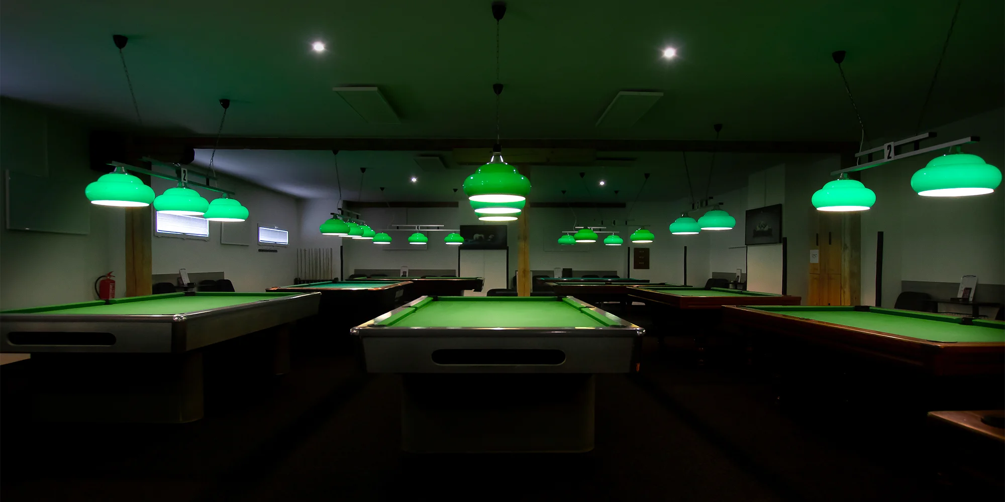 Pivo, kulečník a šipky na hodinu nebo celý večer i lekce s trenérem - Obrázek 3