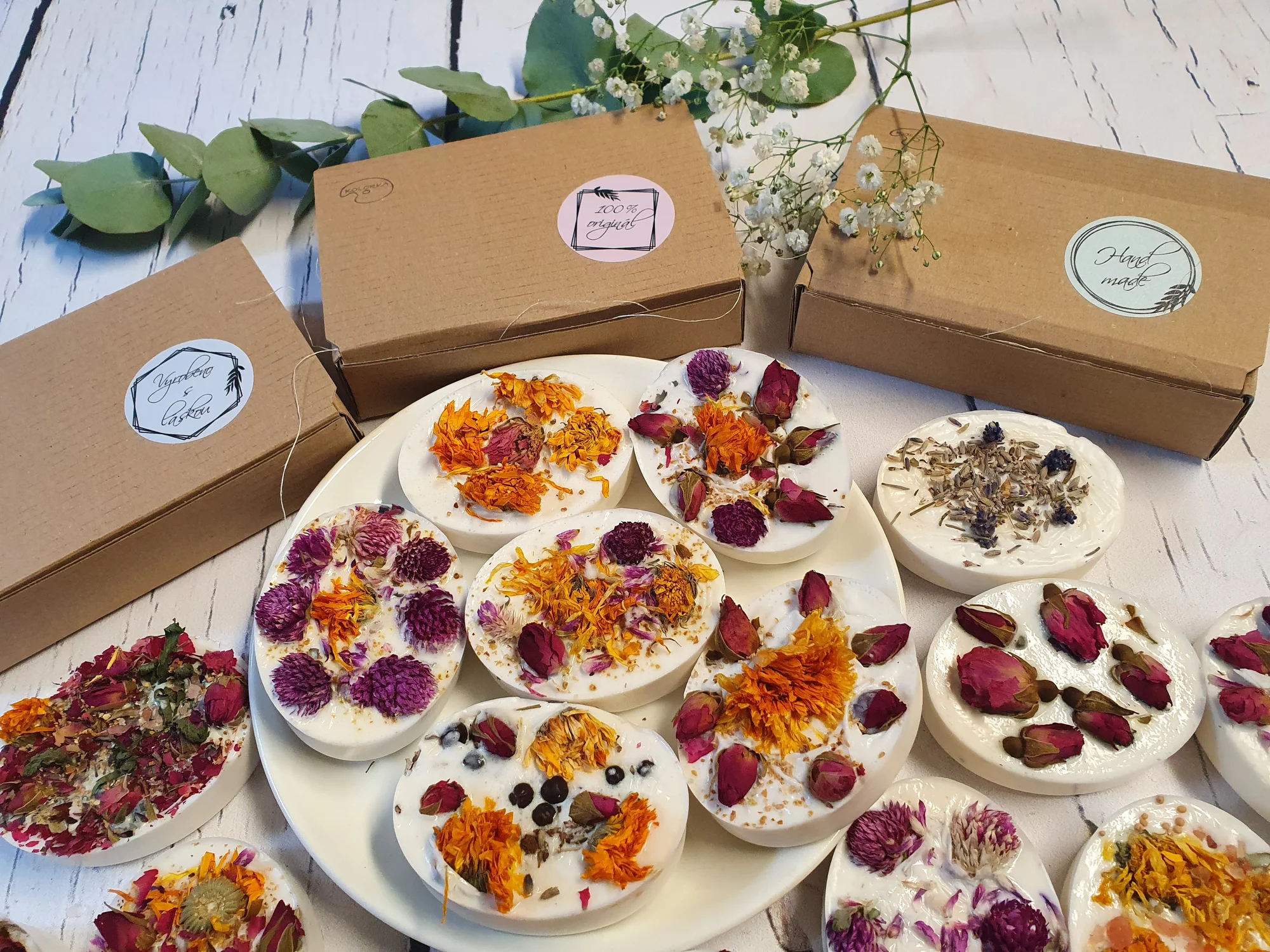 Workshopy na výrobu svíček a mýdel pro 1 i 2 osoby - Obrázek 7