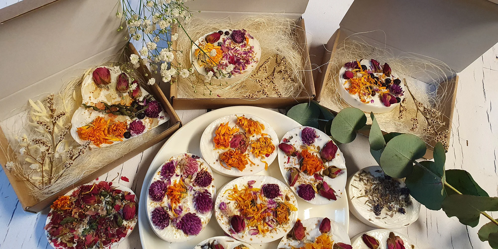 Workshopy na výrobu svíček a mýdel pro 1 i 2 osoby - Obrázek 3