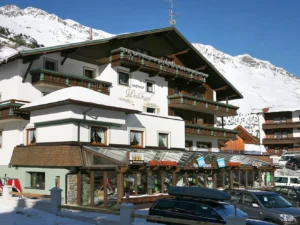 Ötztalské Alpy: polopenze, skibus, dítě do 7 let zdarma