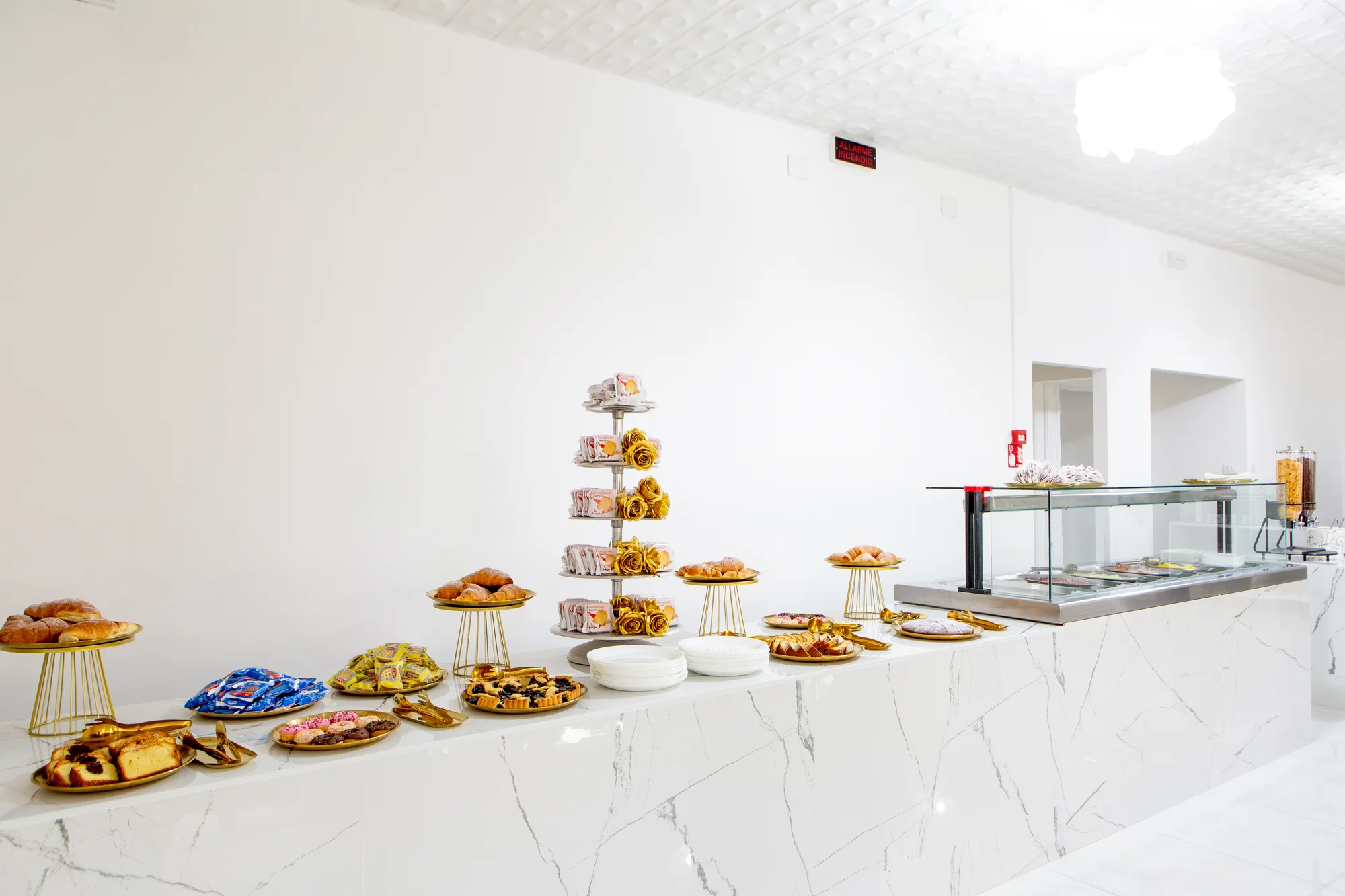 Dovolená v Rimini: plná penze, hotel 150 m od moře - Obrázek 6