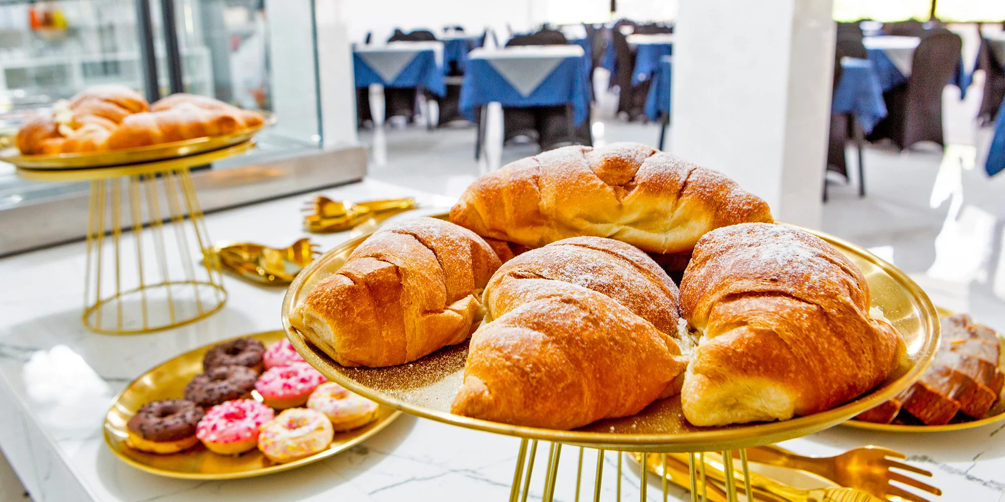 Dovolená v Rimini: plná penze, hotel 150 m od moře - Obrázek 4