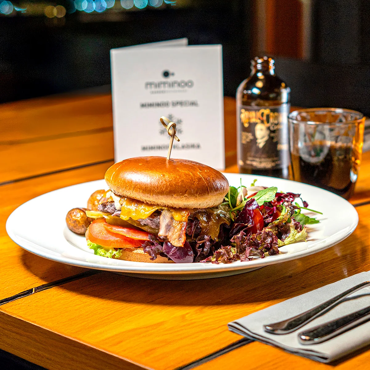 Vstup na Žižkovskou věž a hovězí burger v Miminoo - Obrázek 2