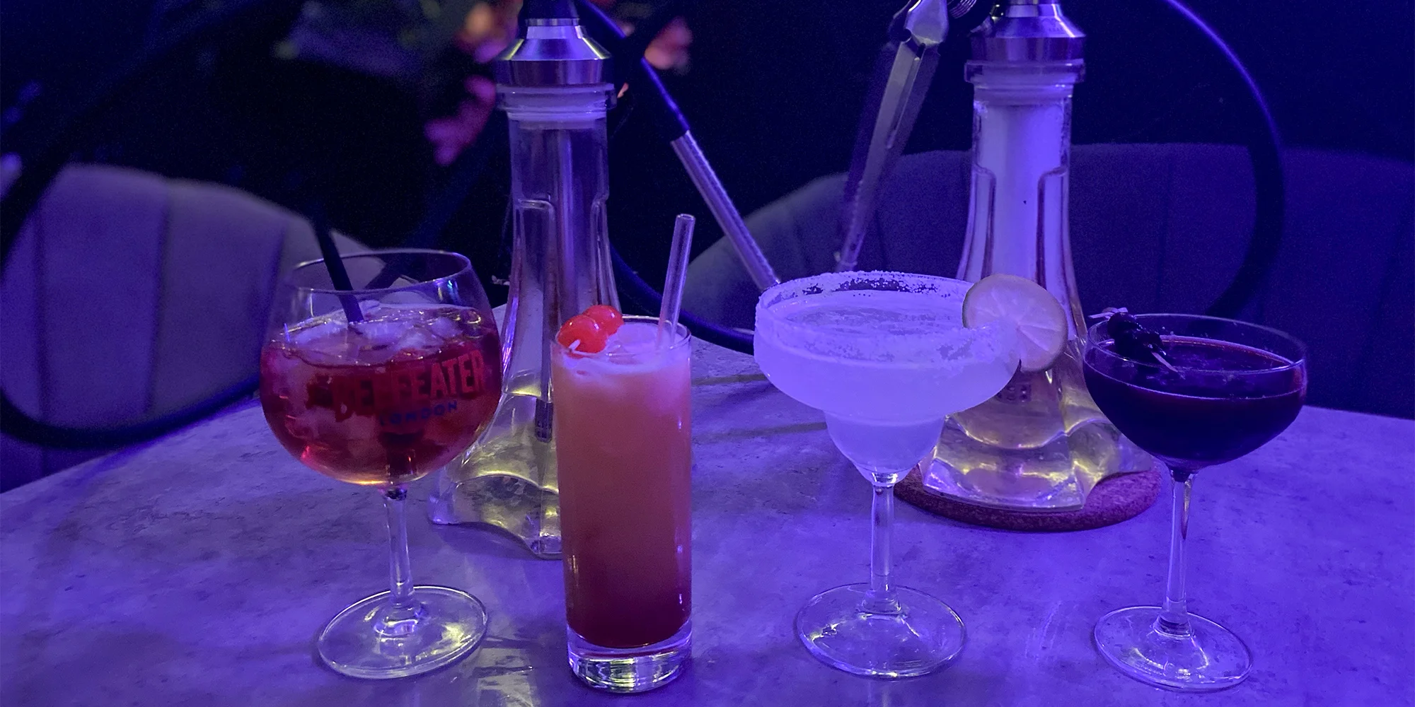 Koktejly, nachos i vodní dýmka s tabákem dle výběru - Obrázek 3