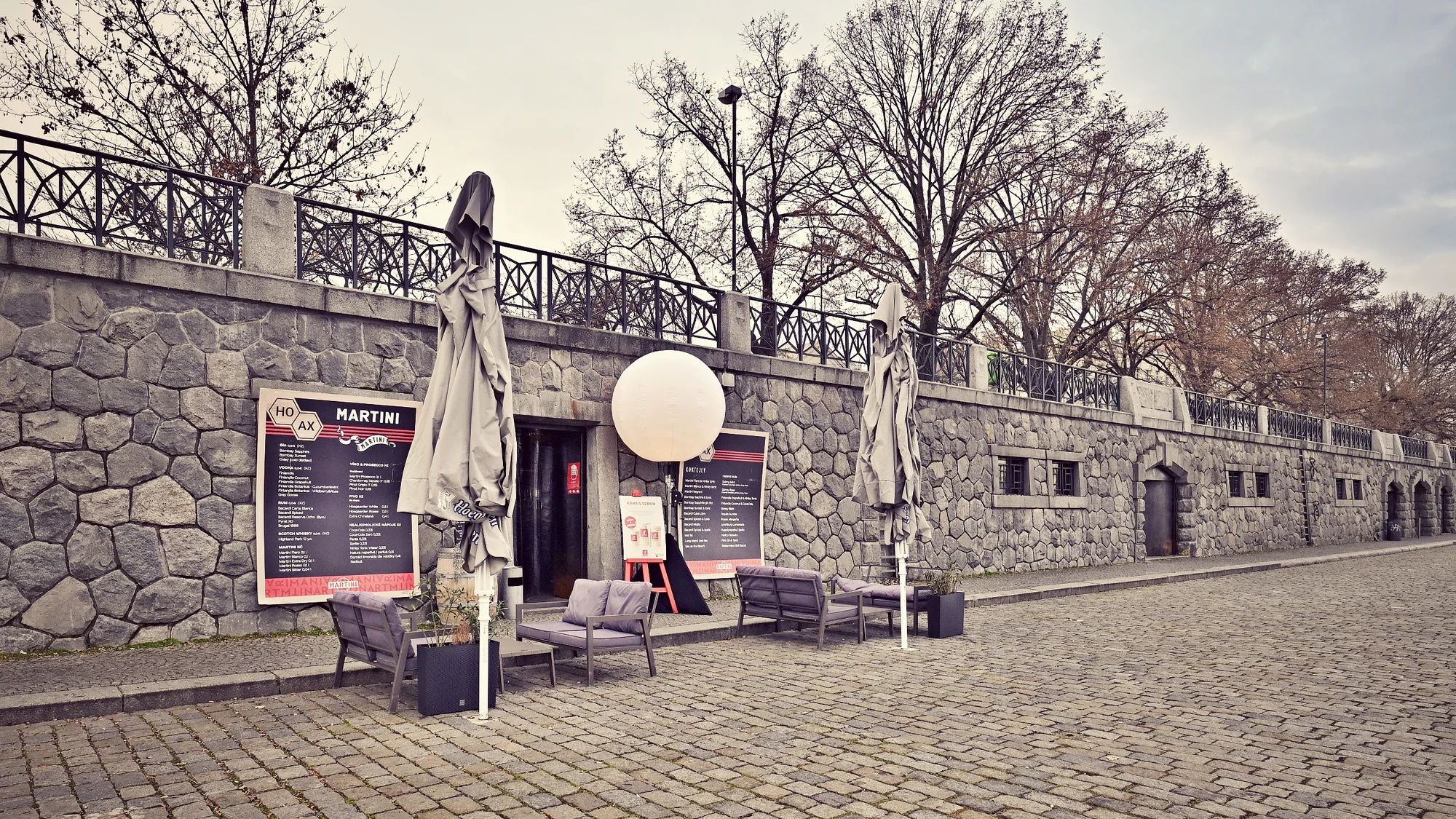 Degustace světových rumů i koktejl pro 1–2 osoby - Obrázek 7