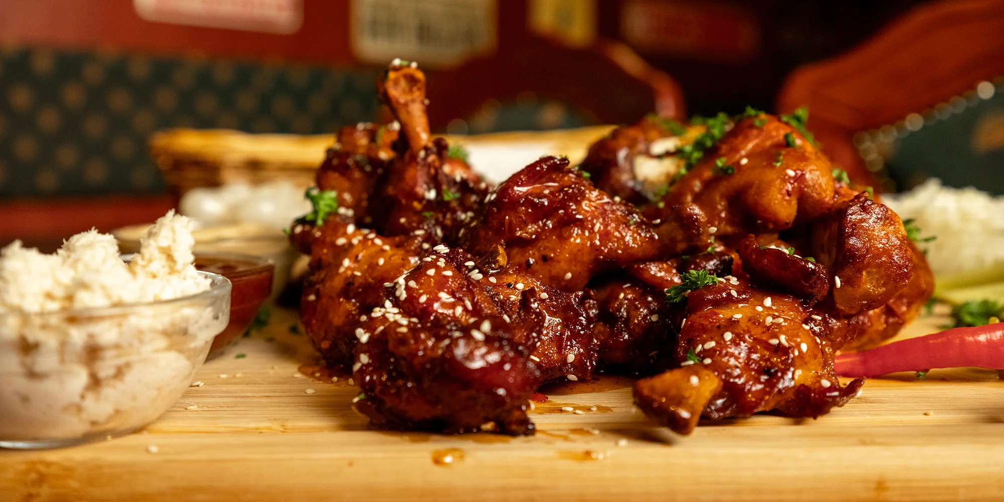 Prkno plné masa o váze 2,25 kg a spousta příloh - Obrázek 5