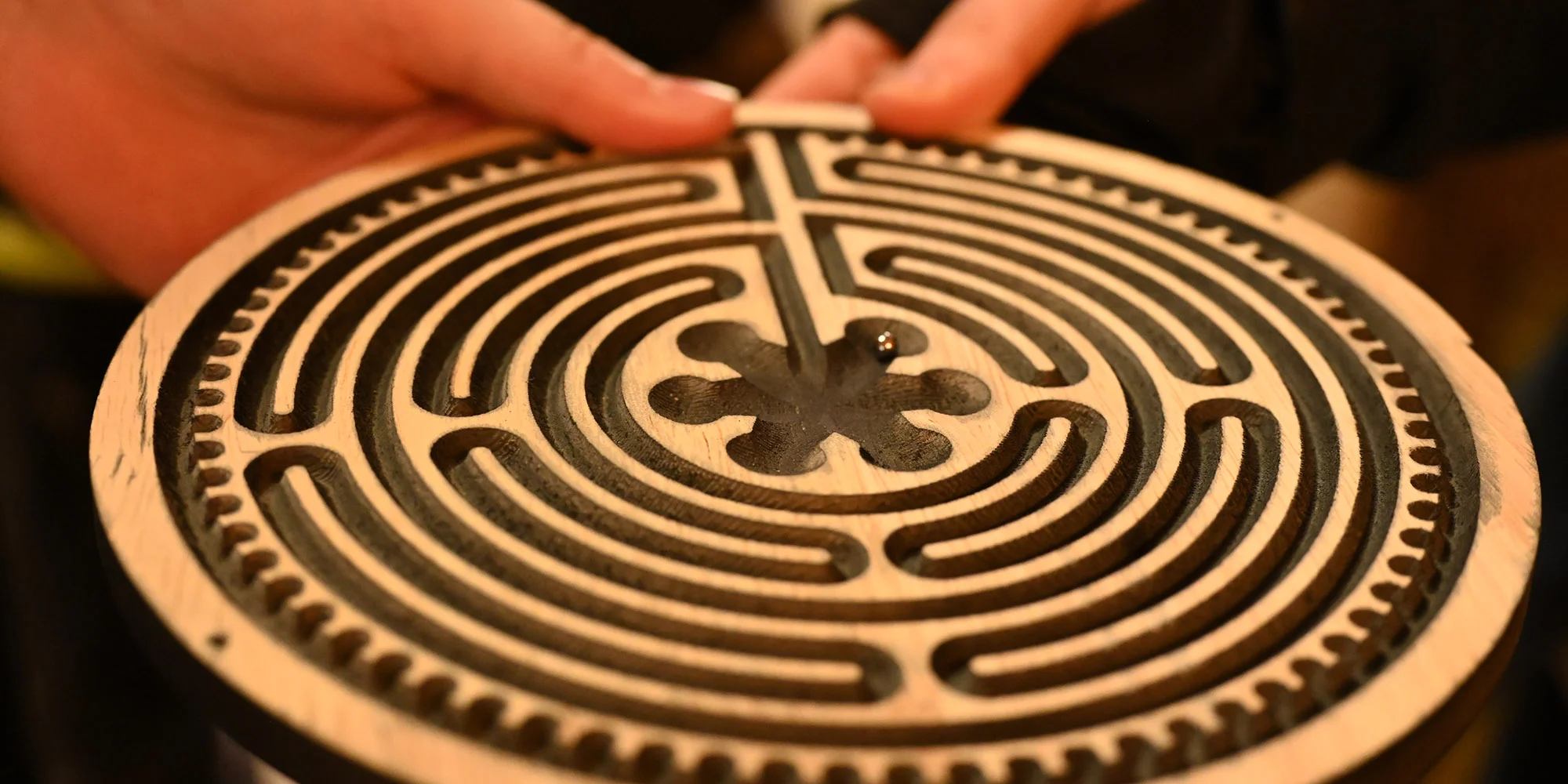 Úniková hra Hledání Zlatého úlu na včelí farmě - Obrázek 3