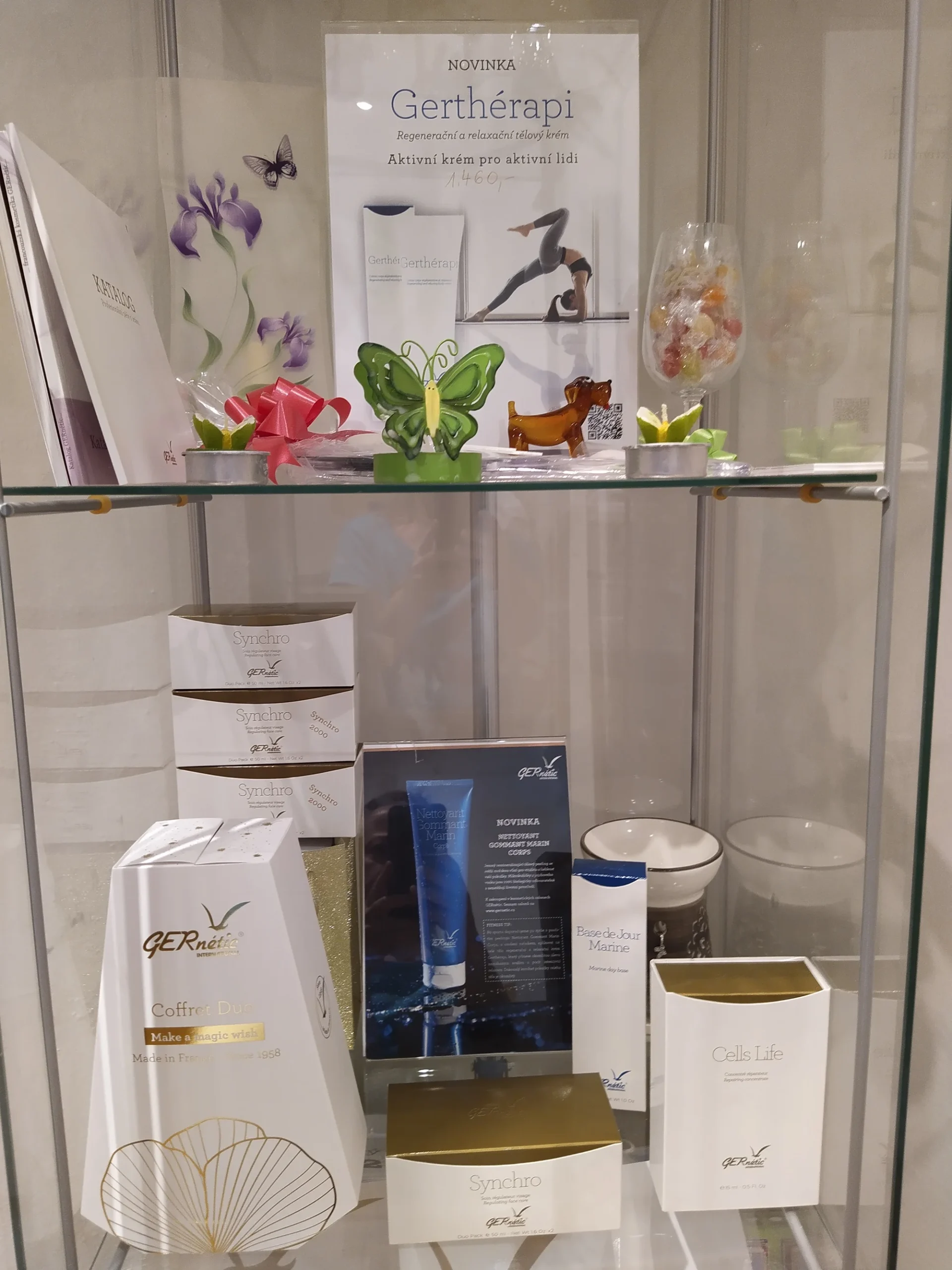 Čištění pleti, masáž obličeje i barvení řas a obočí - Obrázek 5