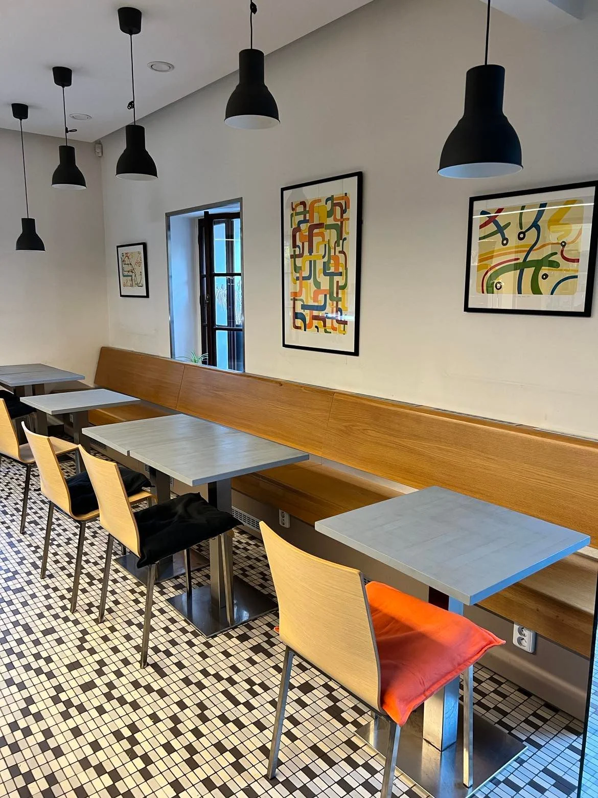 Snídaně a káva dle výběru v kavárně na Vyšehradě - Obrázek 10