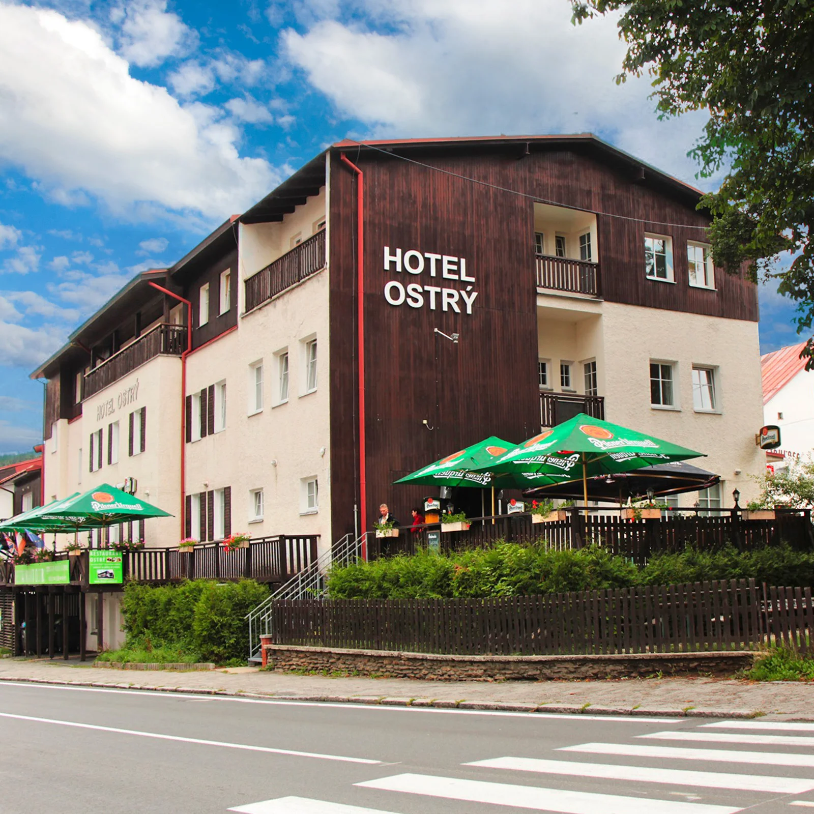 Nově zrekonstruovaný hotel na hranici NP Šumava - Obrázek 2