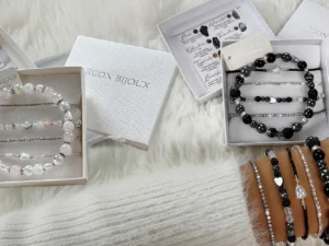 Dámské náramky z minerálů s významem krásy a harmonie