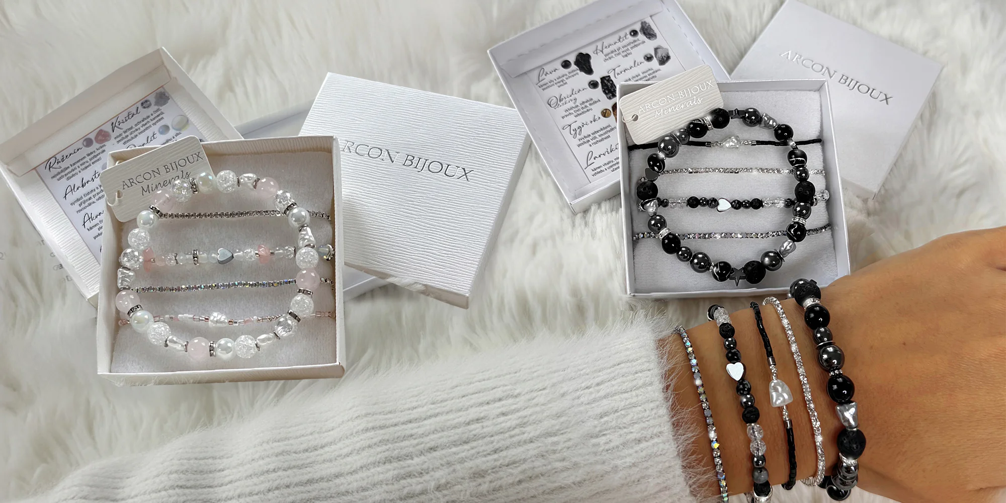 Dámské náramky z minerálů s významem krásy a harmonie
