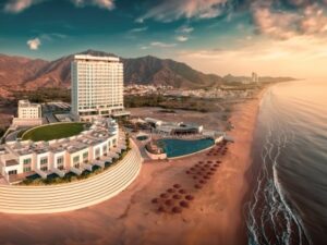 Spojené arabské emiráty: v 5* hotelu Royal M Al Aqah Beach Hotel & Resort