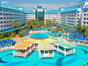 Turecko: v 5* hotelu Crystal Admiral Resort & Spa