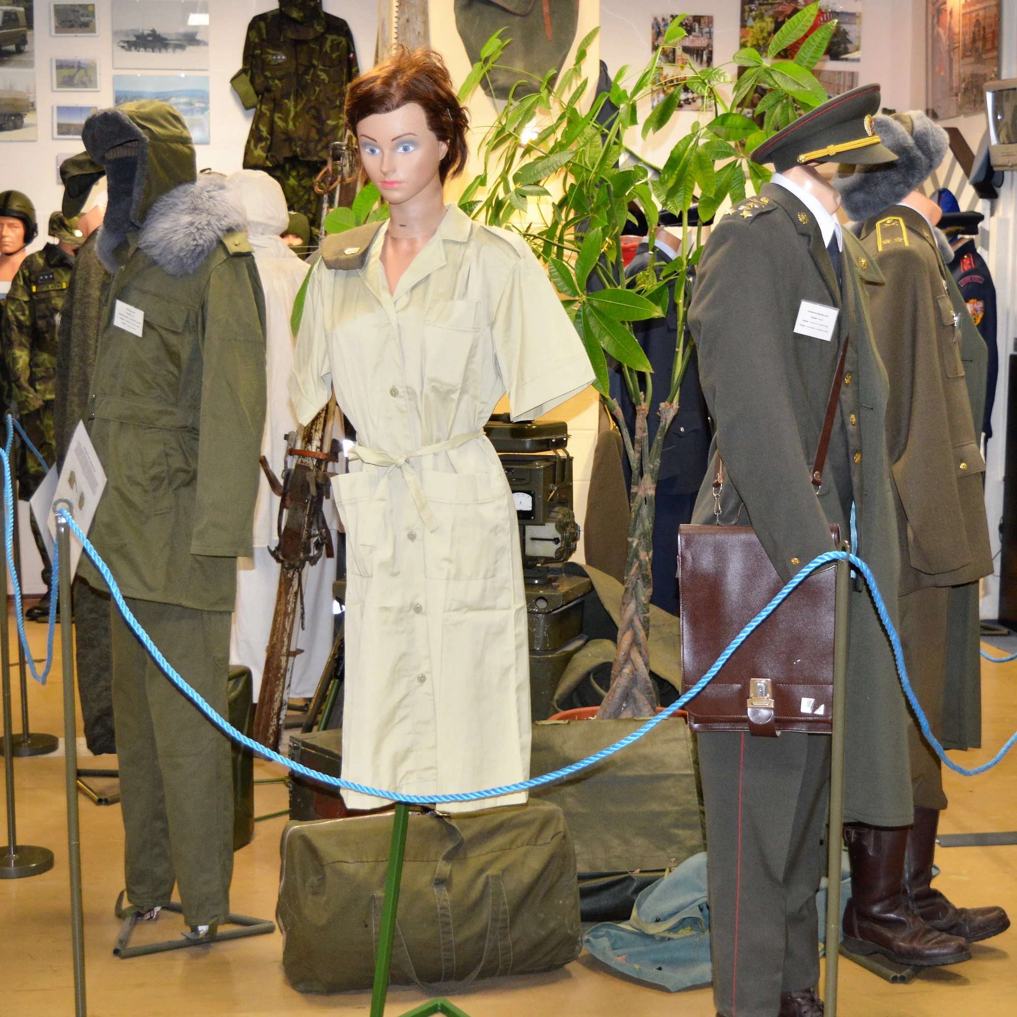 Jízda obrněným transportérem i prohlídka bunkru - Obrázek 5