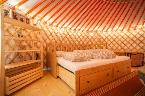 Romantický pobyt u Liptova v originální Jurtě pod Kriváňom s finskou saunou, ohništěm + uvítací balíček - Obrázek 8