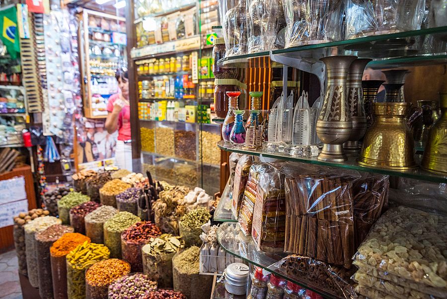 Dámská jízda v Dubaji + PLAVBA V DUBAI MARINA + LET BALÓNEM - Obrázek 5