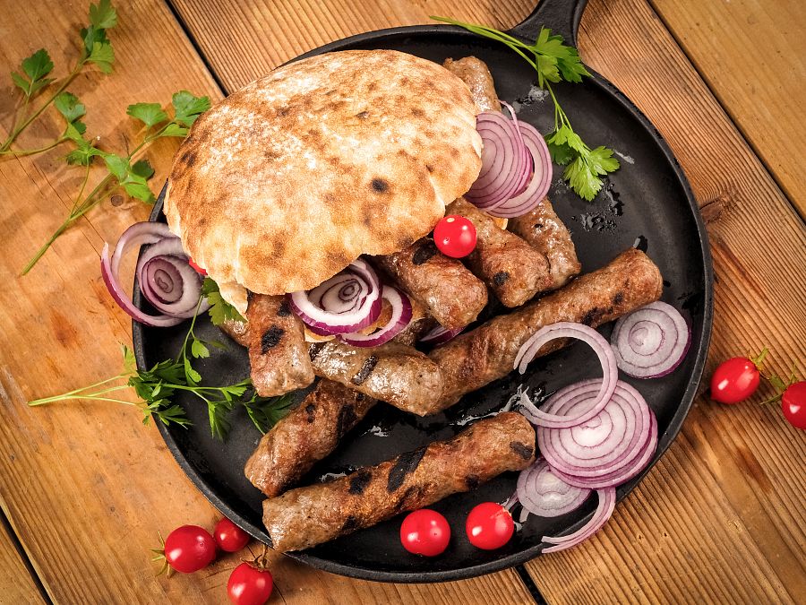 Bosna a Hercegovina + SARAJEVO + KOUPÁNÍ U VODOPÁDŮ KRAVICA - Obrázek 3