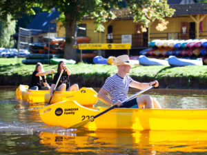 Splutí Jizery na kánoi nebo raftu