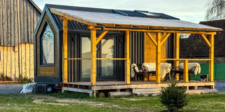Tiny House na agrofarmě ve Vysokých Tatrách: vířivá káď a parkování