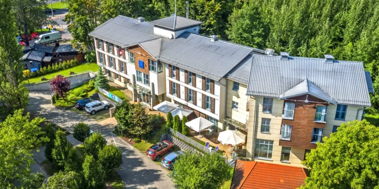 Přímořské lázně v Polsku: dovolená v Sopotech u Baltu se snídaní